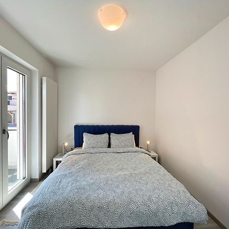 Apartmani Jarun ザグレブ エクステリア 写真